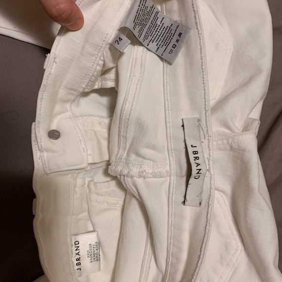 J brand cropped skinny jeans white (low-rise) 24 - Picture 6 of 8